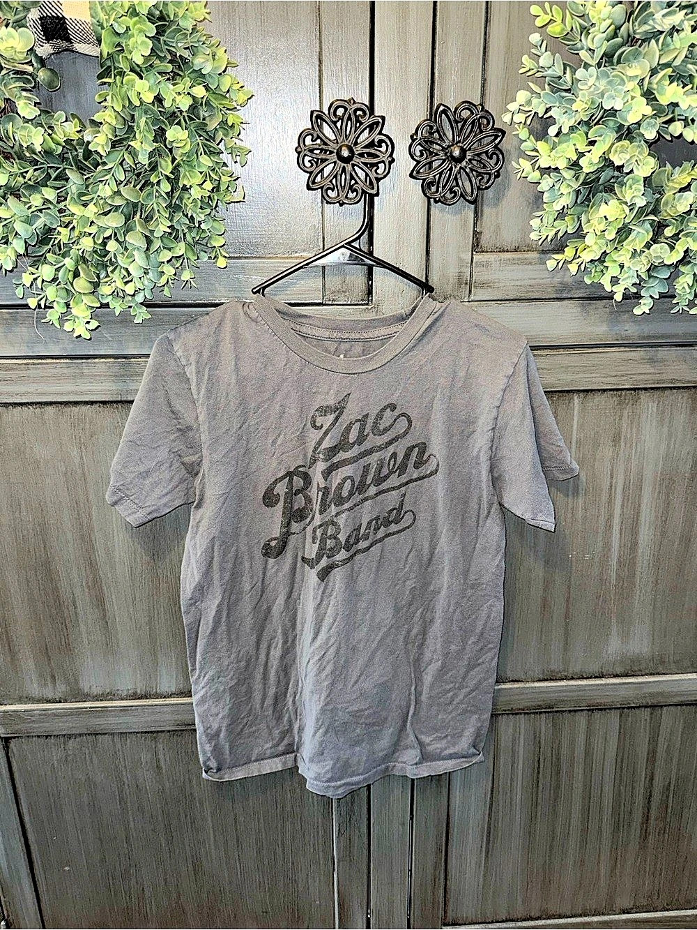 Zac Brown Band Graphic Short Sleeve Tee in Gray